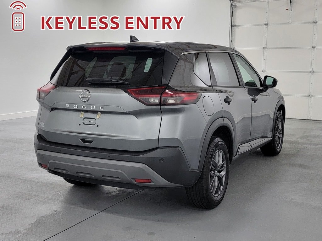 Used 2023 Nissan Rogue S FWD image 8