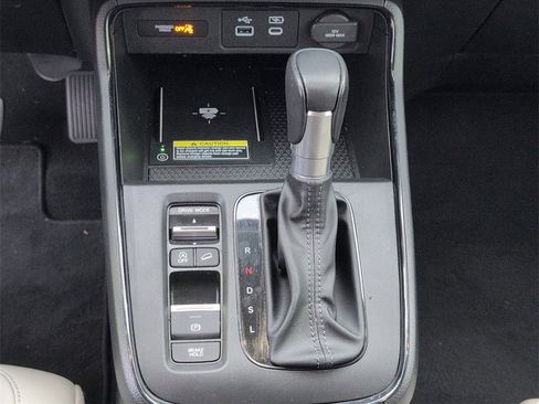 Used 2024 Honda CR-V EX-L image 17