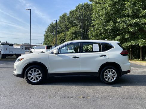 Used 2020 Nissan Rogue S AWD/4WD image 6