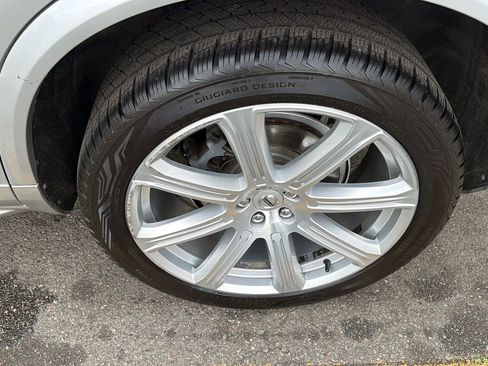 Used 2018 Volvo XC90 T6 Inscription w/ Convenience Package AWD/4WD image 9