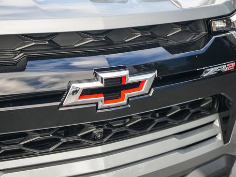 New 2026 Chevrolet Colorado ZR2 w/ Technology Package AWD/4WD image 10
