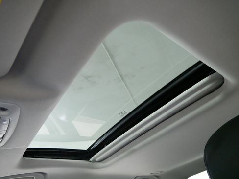 Used 2014 Nissan Altima 2.5 SL w/ Moonroof Package FWD image 31