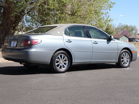 Used 2004 Lexus ES 330 FWD image 5
