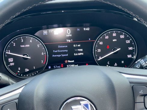 Certified 2023 Buick Envision Avenir image 20