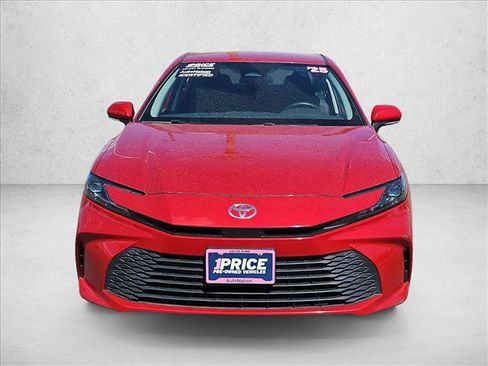 Used 2025 Toyota Camry LE FWD image 2