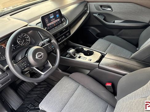 Used 2023 Nissan Rogue SV FWD image 10