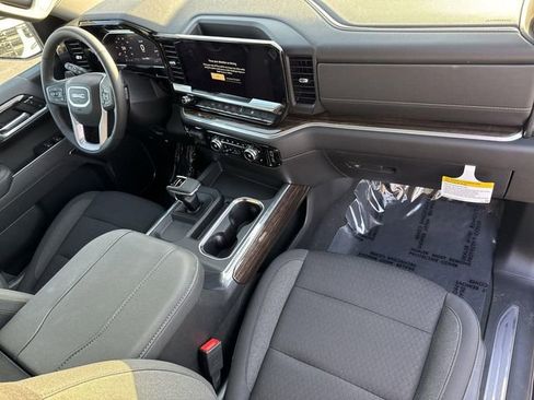 New 2026 GMC Sierra 1500 Elevation image 29
