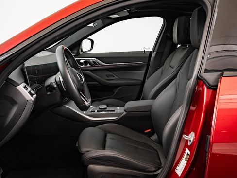 Used 2025 BMW M440i image 20