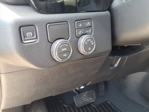 New 2026 Chevrolet Silverado 1500 LT w/ Safety Package RWD image 15