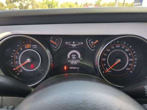 Used 2019 Jeep Wrangler Unlimited Sport S AWD/4WD image 30