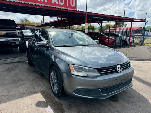 Used 2013 Volkswagen Jetta SE image 13