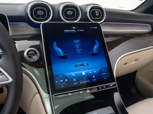 New 2026 Mercedes-Benz GLC 300 GLC 300 image 27