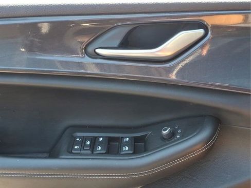 Used 2021 Jeep Grand Cherokee L Laredo AWD/4WD image 17