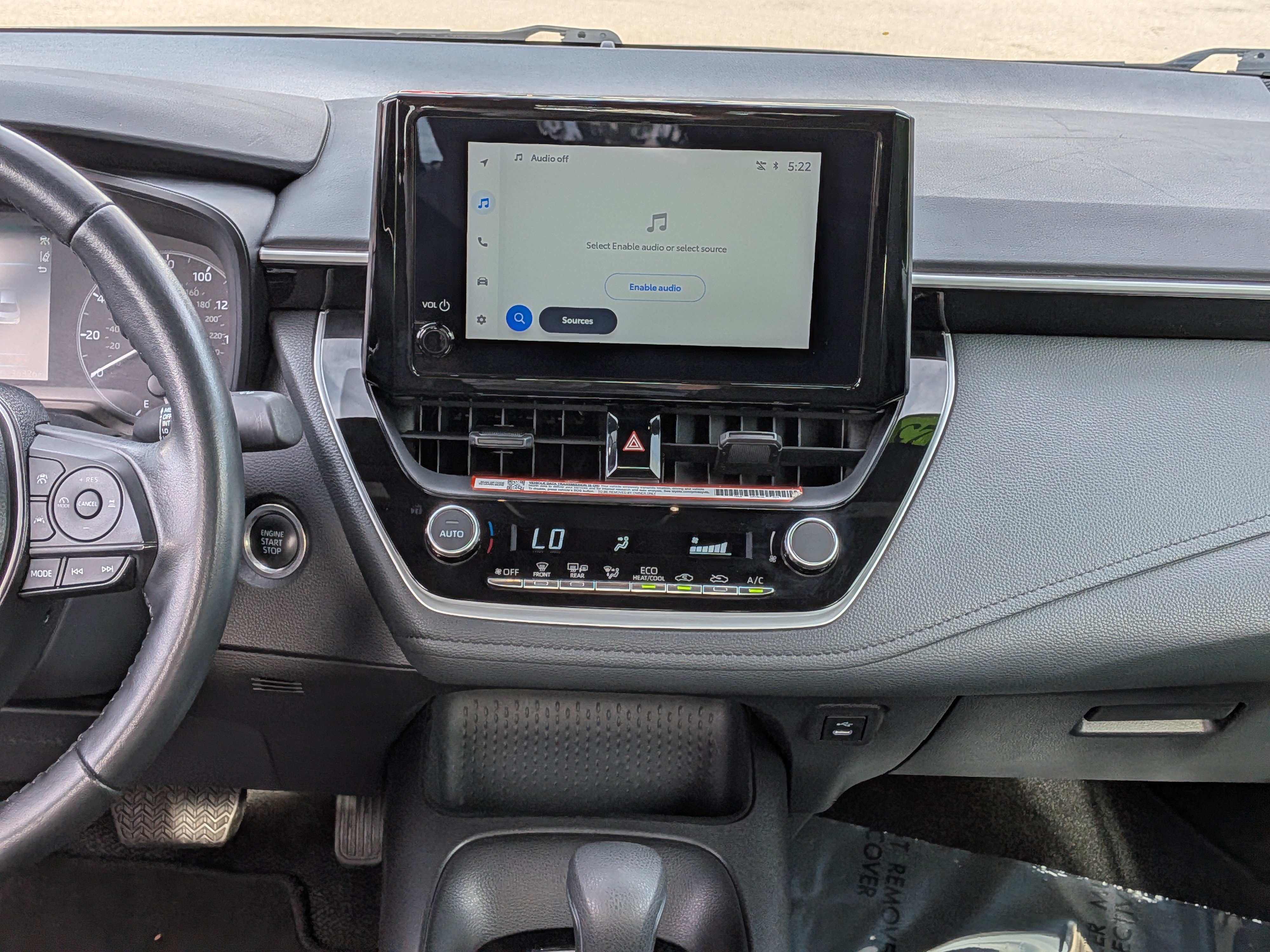 Used 2025 Toyota Corolla SE FWD image 19
