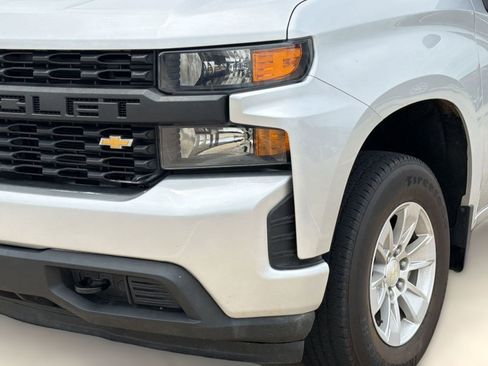 Used 2021 Chevrolet Silverado 1500 W/T w/ WT Value Package AWD/4WD image 11