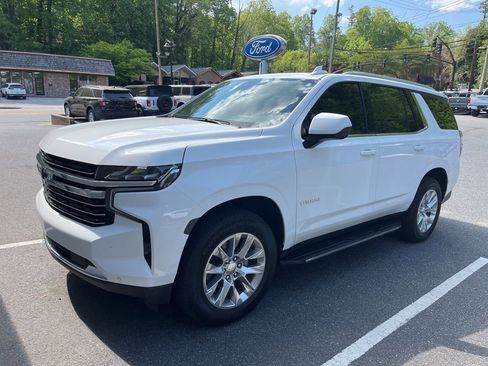 Used 2023 Chevrolet Tahoe LT image 2