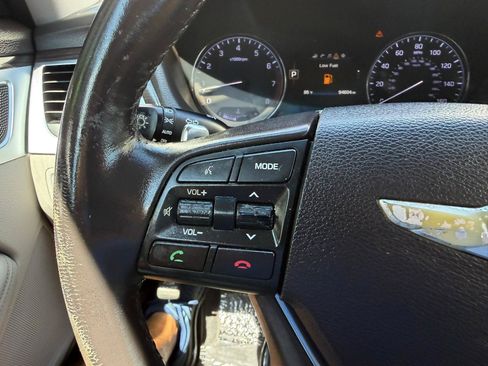 Used 2016 Hyundai Genesis 3.8 RWD image 25