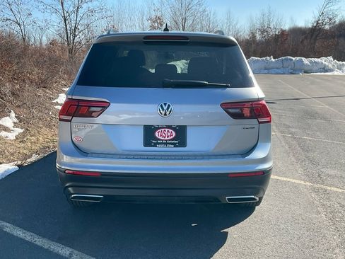 Used 2019 Volkswagen Tiguan SE w/ Panoramic Sunroof Package image 33