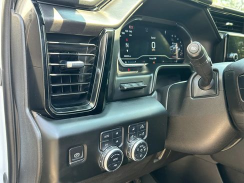 Used 2024 GMC Sierra 2500 AT4 w/ AT4 Premium Plus Package AWD/4WD image 20
