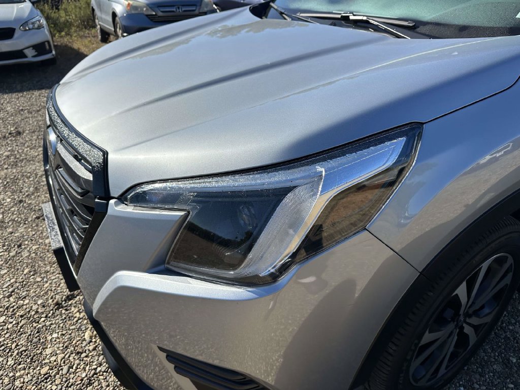 Certified 2023 Subaru Forester Limited AWD/4WD image 7