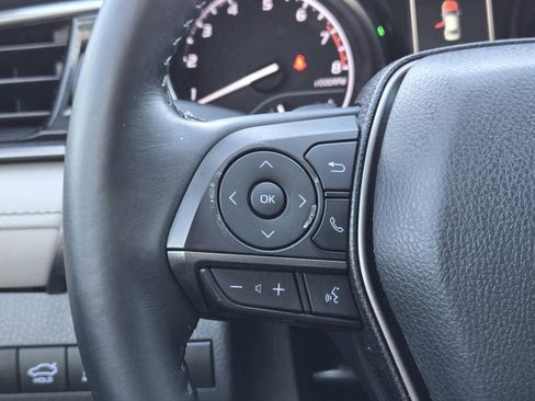 Used 2021 Toyota Camry SE image 34