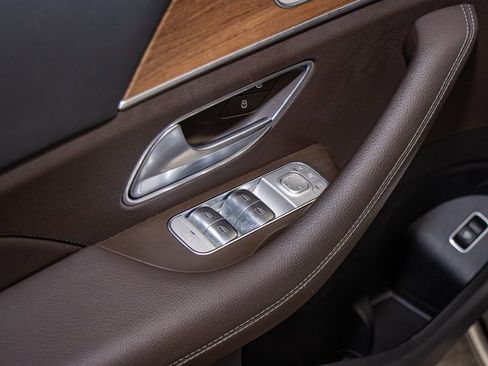 Used 2021 Mercedes-Benz GLE 450 4MATIC image 14