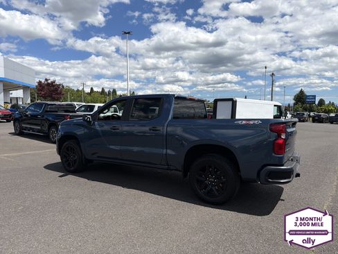 Used 2024 Chevrolet Silverado 1500 Custom AWD/4WD image 3