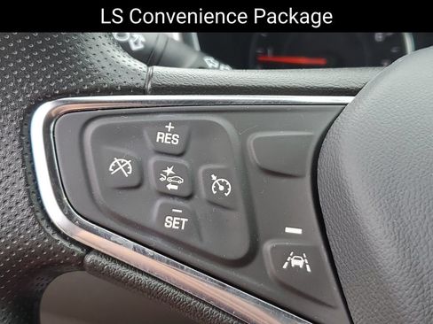 Certified 2024 Chevrolet Equinox LS w/ LS Convenience Package AWD/4WD image 11