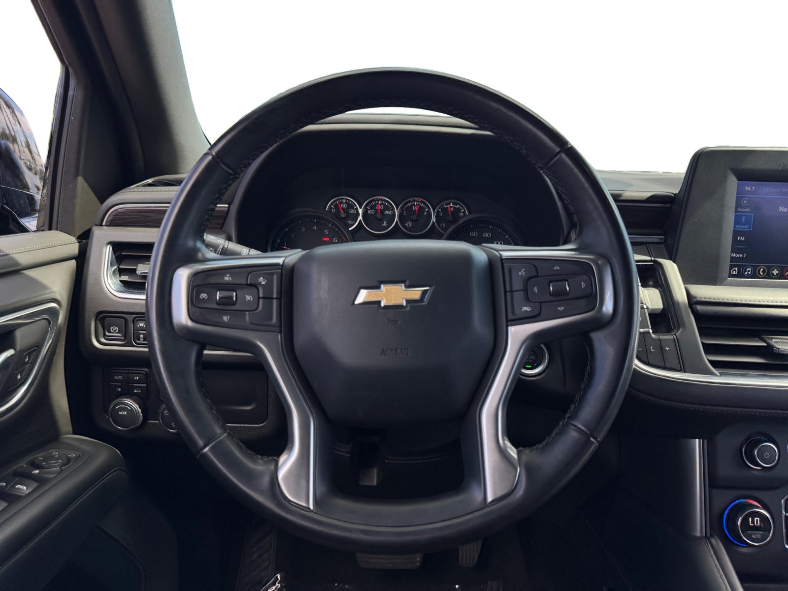 Used 2024 Chevrolet Suburban LS w/ Driver Alert Package AWD/4WD image 12