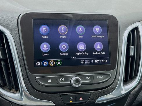 Used 2023 Chevrolet Equinox LT image 11