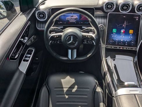 Used 2025 Mercedes-Benz GLC 300 image 15
