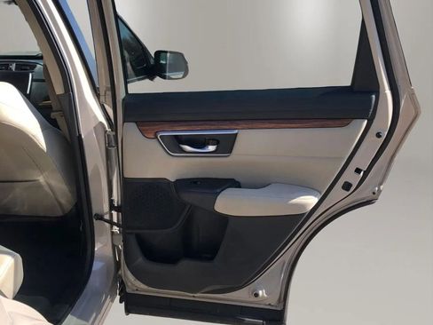 Used 2018 Honda CR-V EX image 16