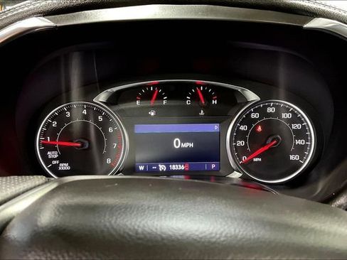 Used 2023 Chevrolet Blazer LT FWD image 13