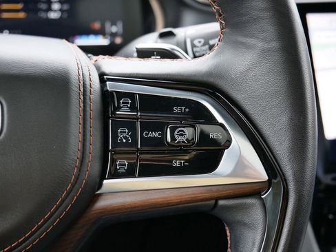 Certified 2022 Jeep Grand Cherokee L Summit w/ Advanced Protech Group IV image 55