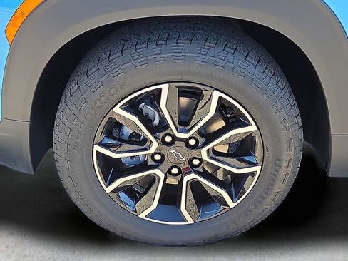 New 2025 Chevrolet TrailBlazer ACTIV w/ Convenience Package FWD image 9