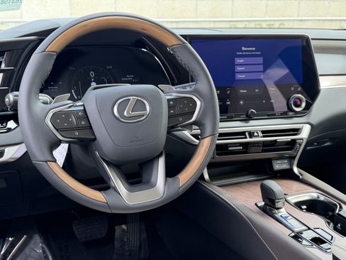 New 2026 Lexus RX 350 FWD image 24