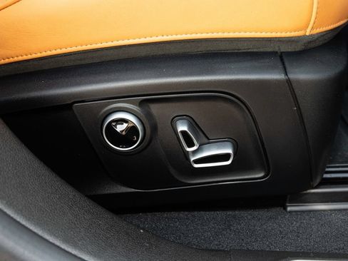 Used 2024 Maserati Levante Trofeo AWD/4WD image 72