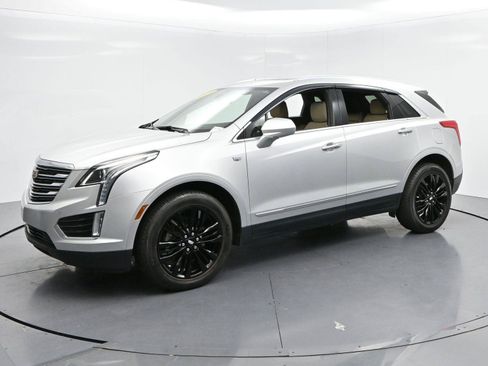 Used 2019 Cadillac XT5 Luxury FWD image 4