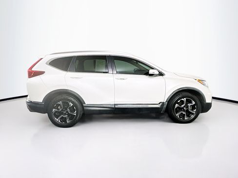 Used 2018 Honda CR-V Touring image 10