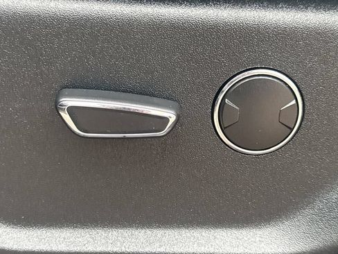 Used 2018 Ford F150 XLT w/ Equipment Group 301A Mid AWD/4WD image 25
