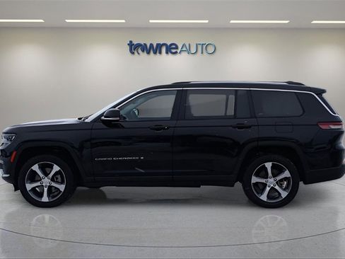 Certified 2023 Jeep Grand Cherokee L Limited w/ Trailer Tow Group (B) image 2