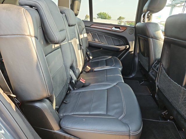 Used 2015 Mercedes-Benz GL 450 4MATIC image 23