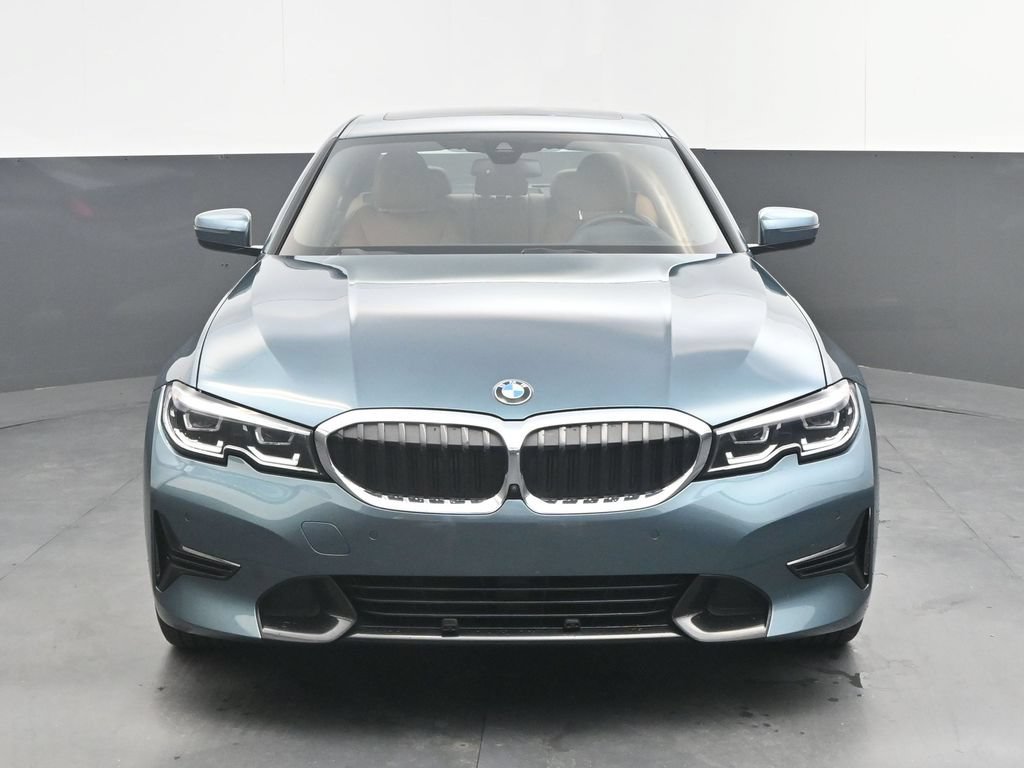 Used 2021 BMW 330i Sedan w/ Premium Package RWD image 10