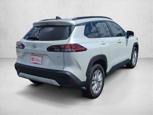 Used 2026 Toyota Corolla Cross LE FWD image 5