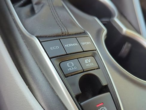 Certified 2022 Toyota Camry XLE FWD image 21