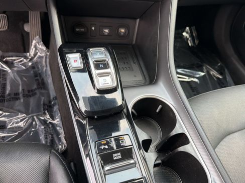 Used 2020 Hyundai Sonata Limited FWD image 17