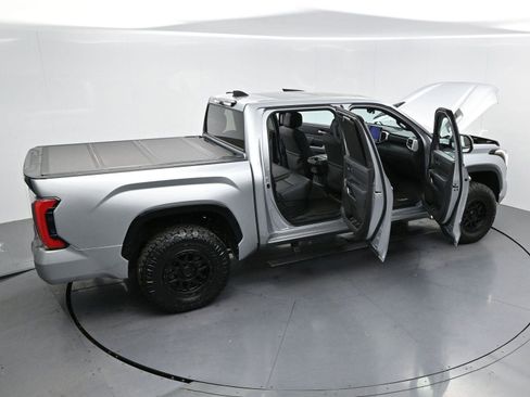 Used 2024 Toyota Tundra Platinum AWD/4WD image 41
