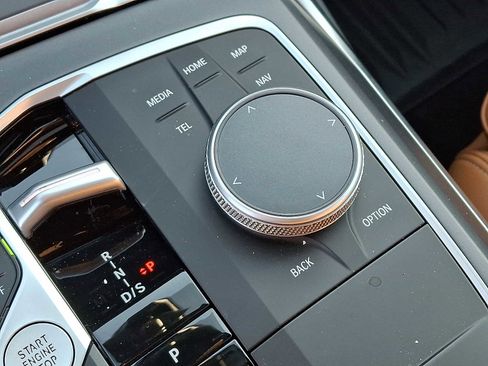 Used 2025 BMW 230i xDrive Coupe w/ Premium Package image 22