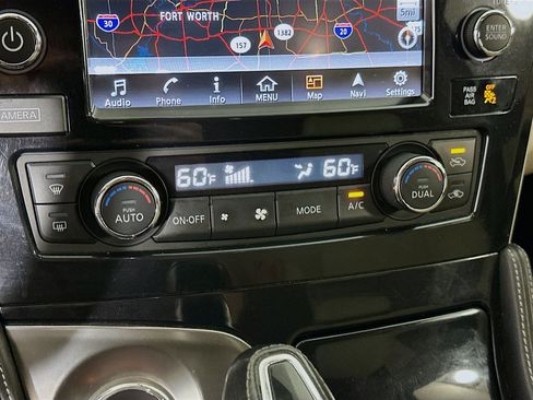 Used 2017 Nissan Maxima 3.5 SV image 24