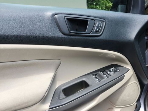 Used 2018 Ford EcoSport S FWD image 16